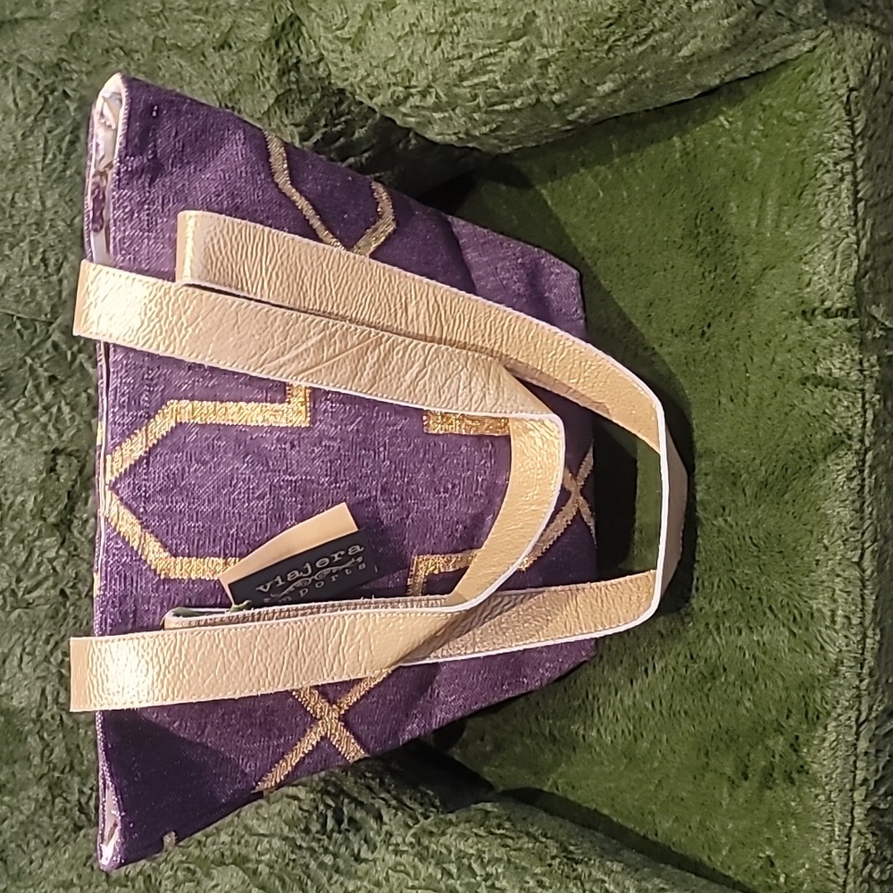 Viajera Imports Geometric Purple And Gold Tote with Metallic Pattern - Picture 2 of 9
